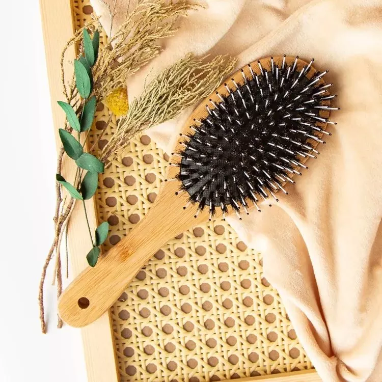 ໄມ້ໄຜ່ Boar Bristle Hair Brush