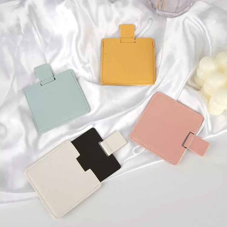 ກະຈົກກະເປົ໋າຂະໜາດບັດເຄຣດິດ